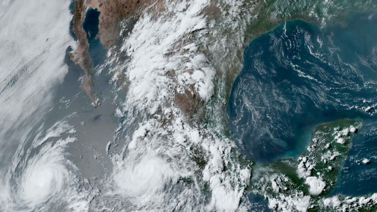Desplazamiento del huracán Beatriz cerca de costas mexicanas