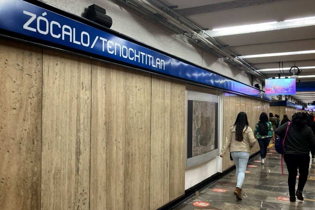 La estación Zócalo/Tenochtitlan, de la Línea 2, permanecerá cerrada hasta nuevo aviso.