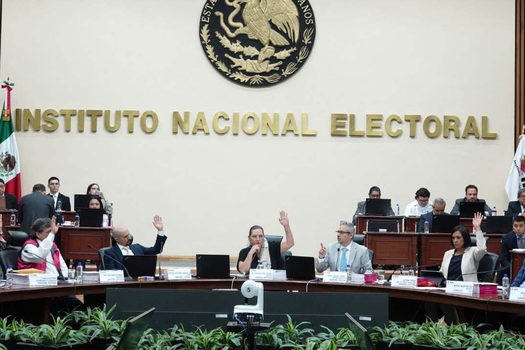 El Instituto Nacional Electoral (INE) ordenó retirar la conferencia mañanera del presidente Andrés Manuel López Obrador