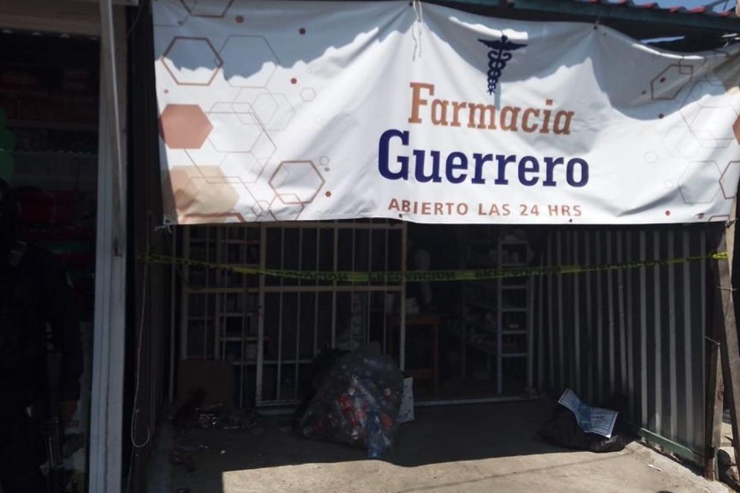 La investigación arrojó que los permisos para que operen estas farmacias ilegales los otorga el Ayuntamiento de Acapulco