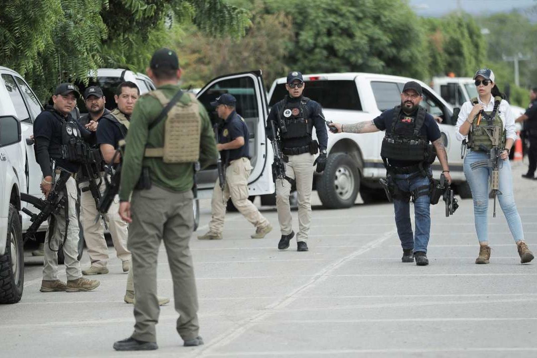 México: Violencia de cárteles del narcotráfico se recrudece tras muerte de líder de autodefensas