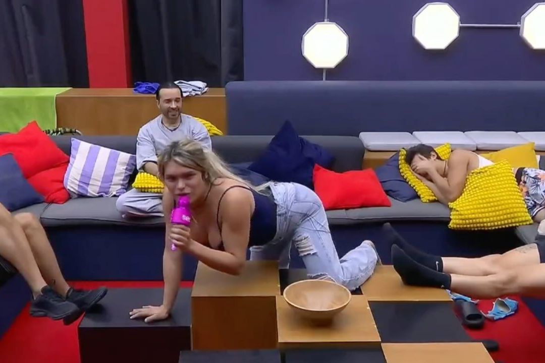 Resulta y Resalta por Wendy Guevara en La Casa de los Famosos