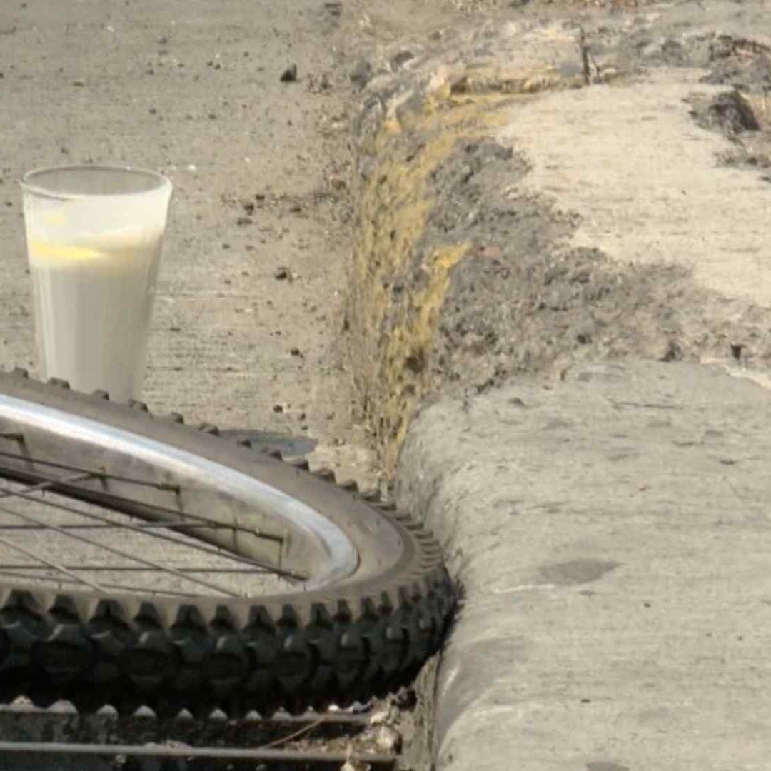 Ciclista de la tercera edad muere atropellado por autobús en Guadalajara