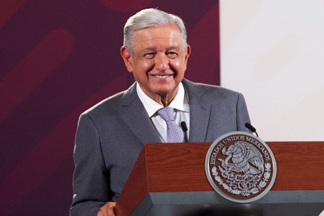 El presidente Andrés Manuel López Obrador presenta su mañanera desde Palacio Nacional