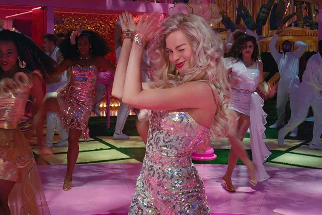 Margot Robbie es la protagonista de la película Barbie