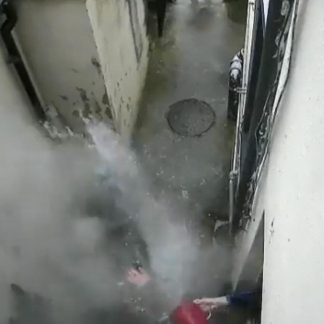 Video: Vecino Arroja Agua Hirviendo a Ladrón