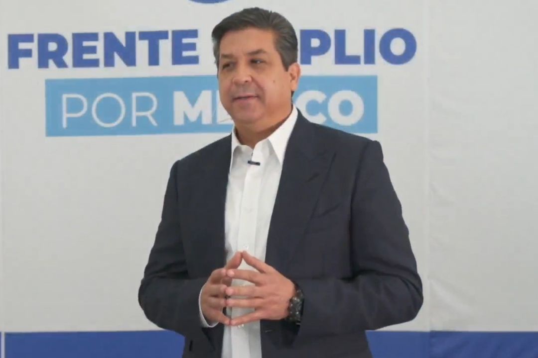 Francisco García Cabeza de Vaca se registra al Frente Amplio por México