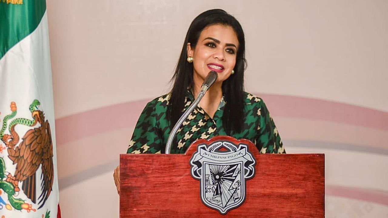 AMLO pide investigar reunión de alcaldesa Norma Otilia con presunto líder de Los Ardillos