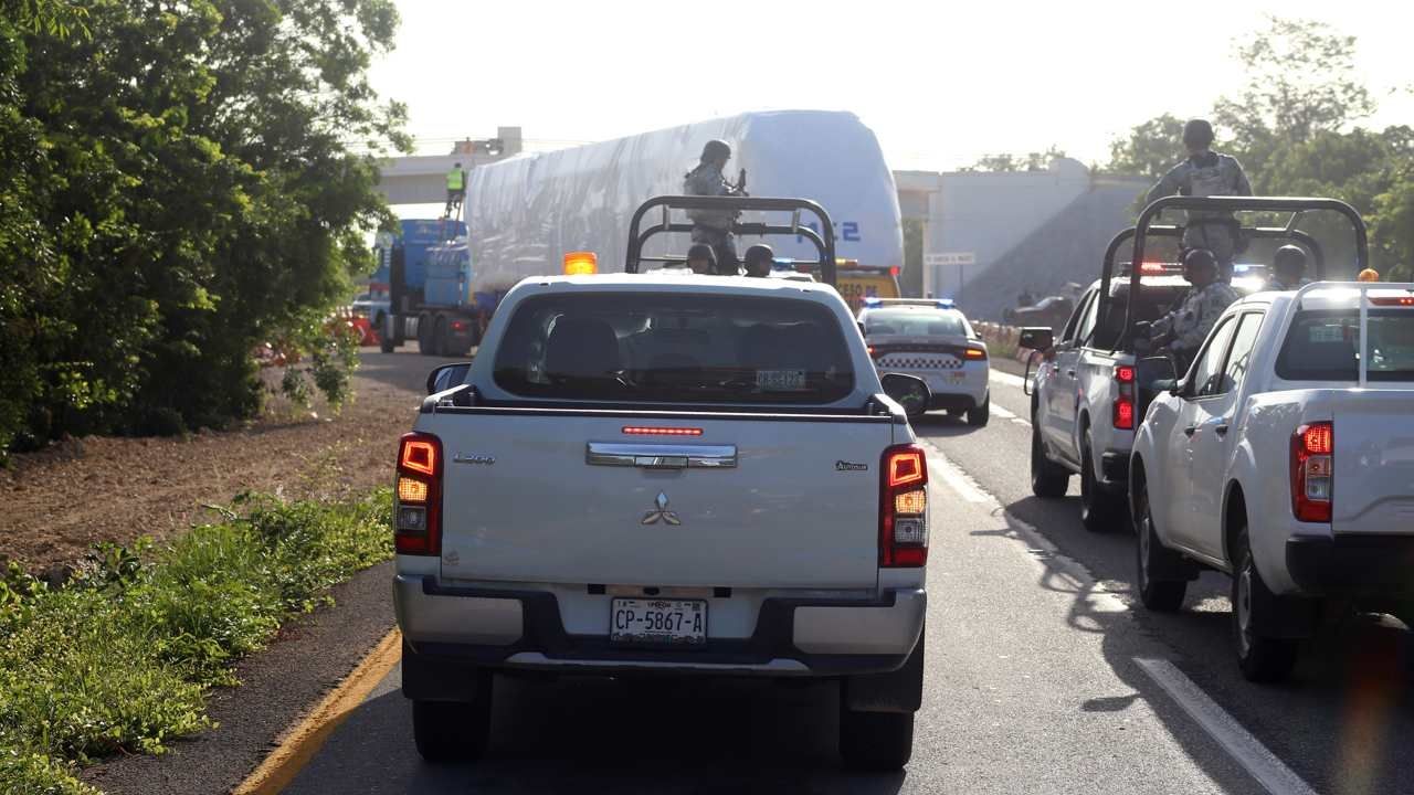 El primer vagón del Tren Maya llega a Cancún, Quintana Roo