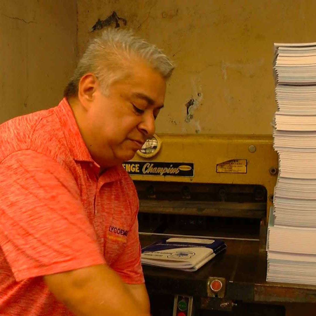 Don Pedro produce libretas de gran calidad que vende a muy buen precio