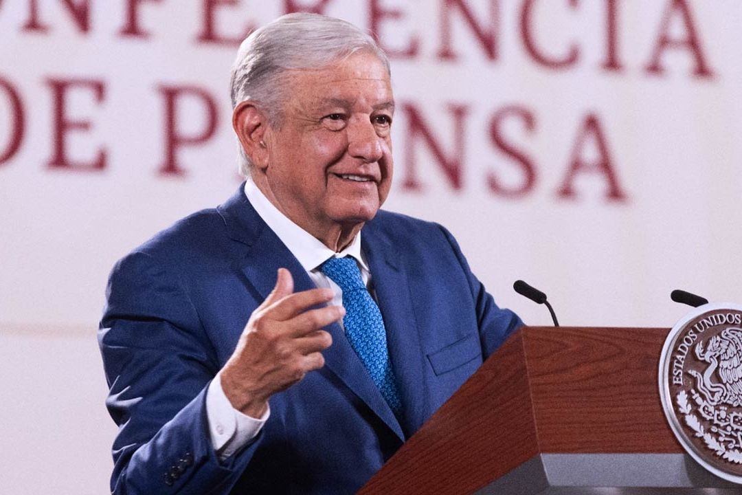 AMLO pide a pobladores de Guerrero no dejarse manipular por la delincuencia