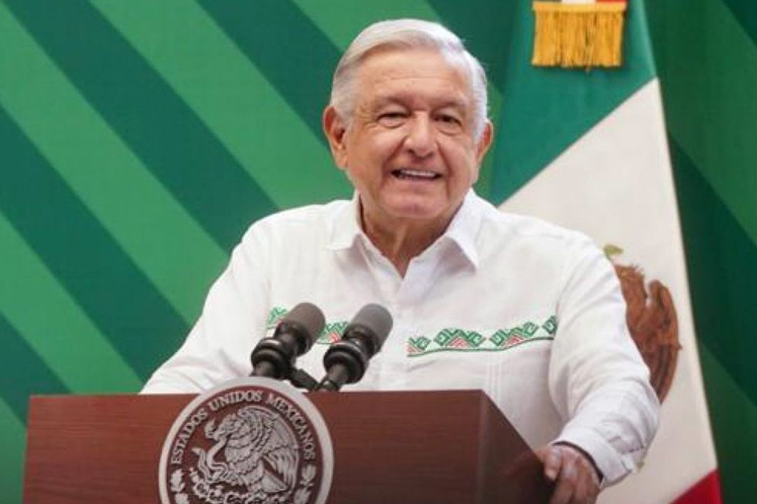AMLO dice que el TEPJF lo quiere silenciar y que no hable de temas electorales