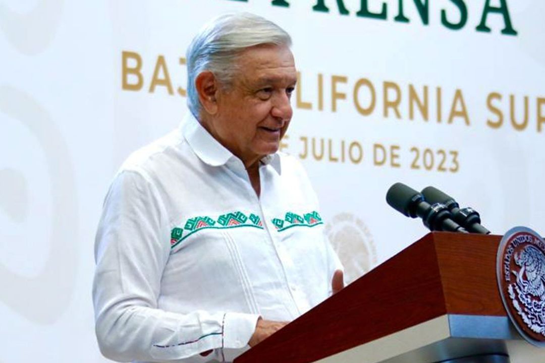 AMLO Acusa que empresas de Xóchitl Gálvez recibieron contratos millonarios durante 9 años