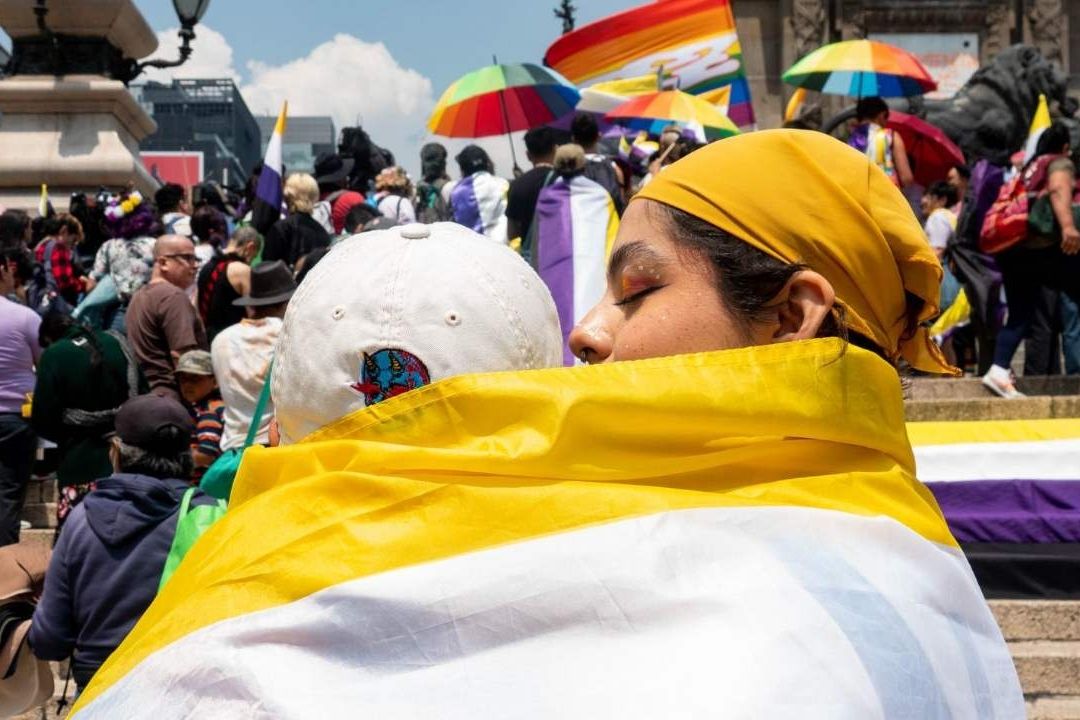 Este 15 de julio de 2023 se realizó la primera Marcha No Binarie en CDMX con cientos de asistentes