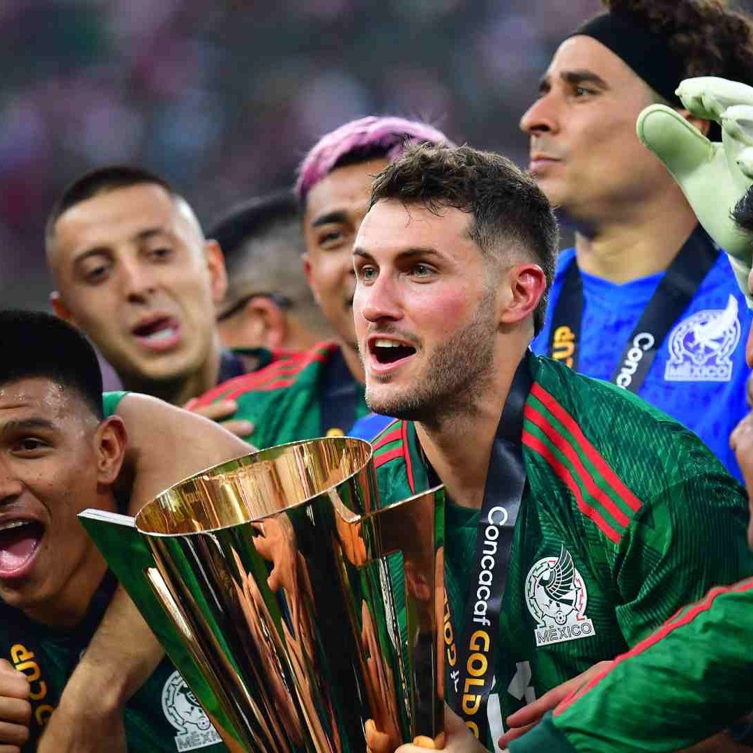 La Selección Mexicana tras su triunfo en la Copa Oro