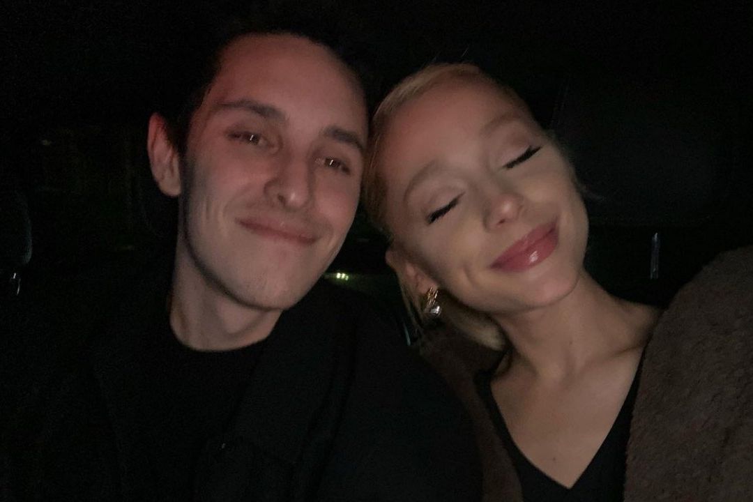 Ariana Grande y Dalton Gomez se separan, buscan divorcio