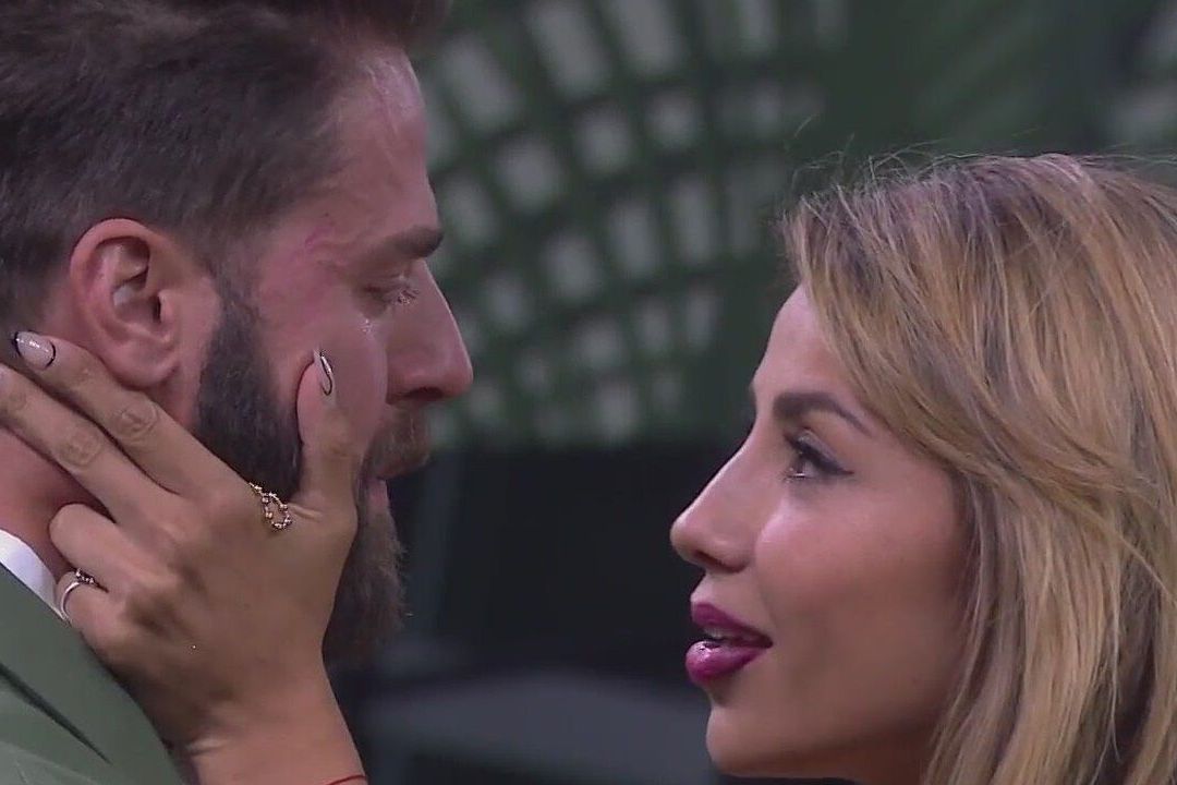 Ferka Reacciona a Romance de Jorge y Productora