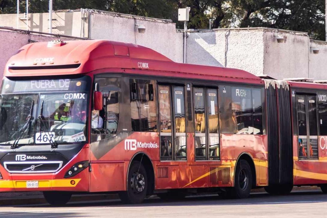Metrobús anuncia ruta que conecta líneas 2 y 3