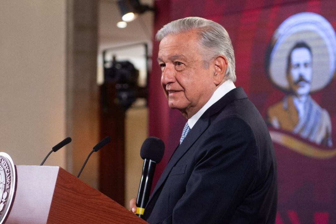 El presidente Andrés Manuel López Obrador presenta su mañanera desde Palacio Nacional