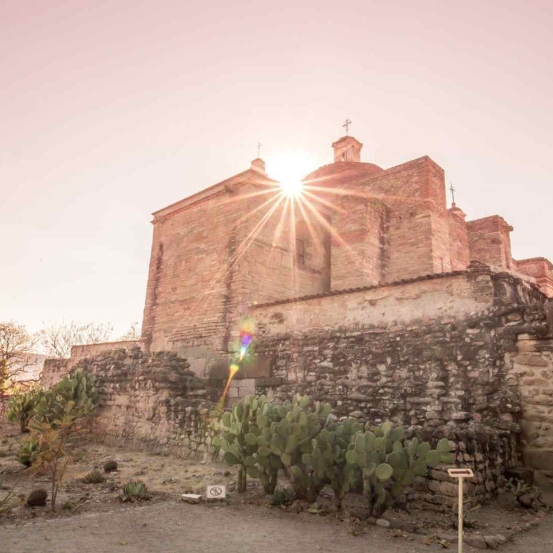 Hallan Entrada al Inframundo Zapoteca Bajo Iglesia en Oaxaca