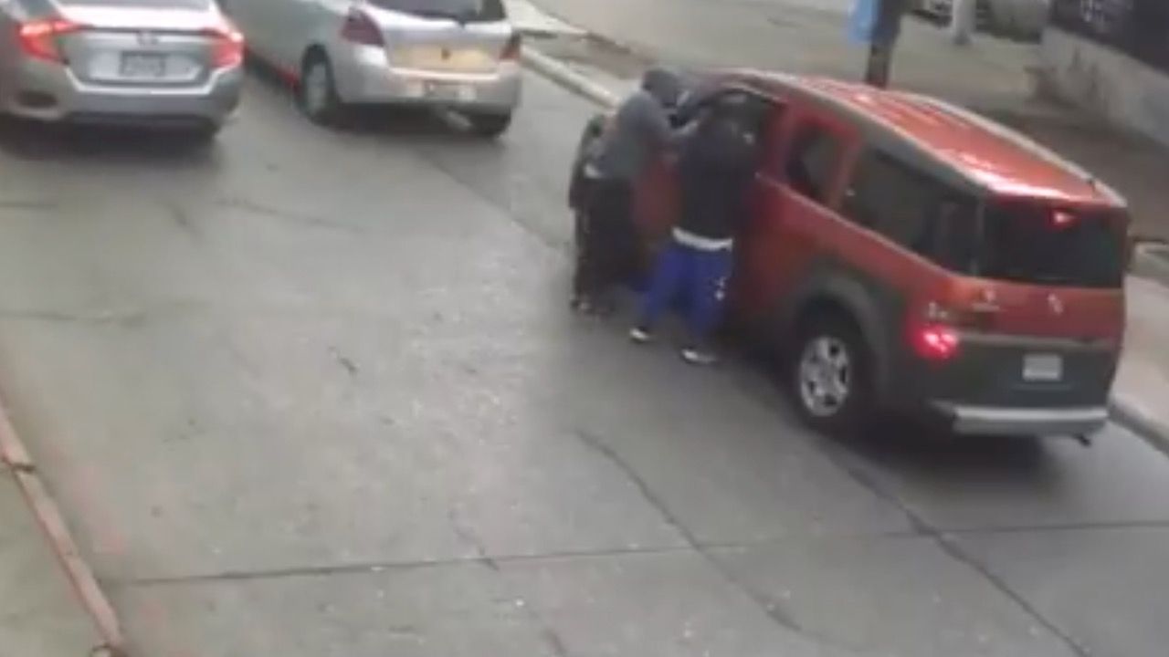 Ladrones son repelidos a tiros por conductor en Guatemala