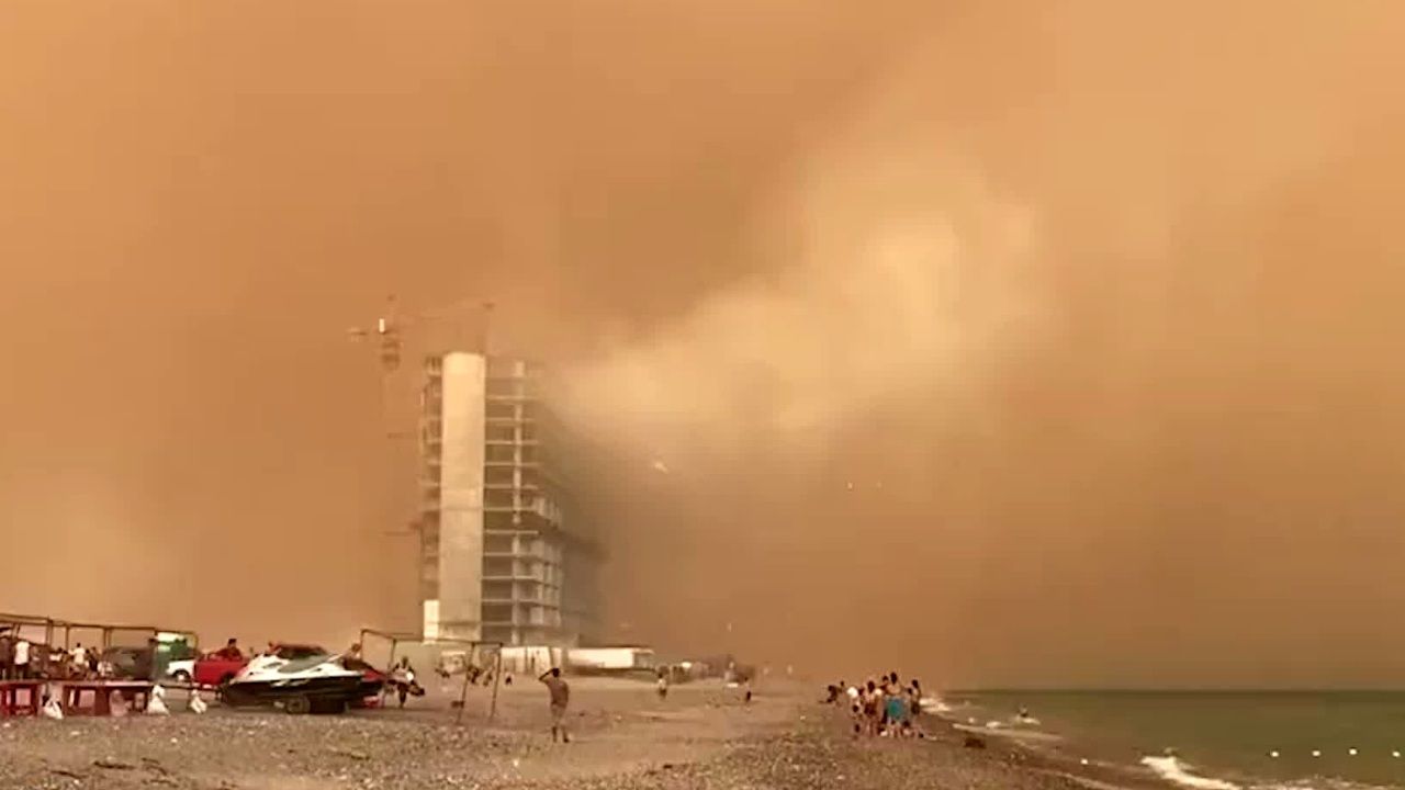 Una tormenta de polvo y arena causó destrozos en Sonora, afectando las regiones de Guaymas y Empalme este 21 de julio