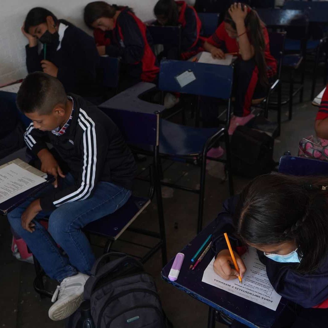 En algunos estados de la República debido a la tercera ola de calor el fin de curso se adelanto