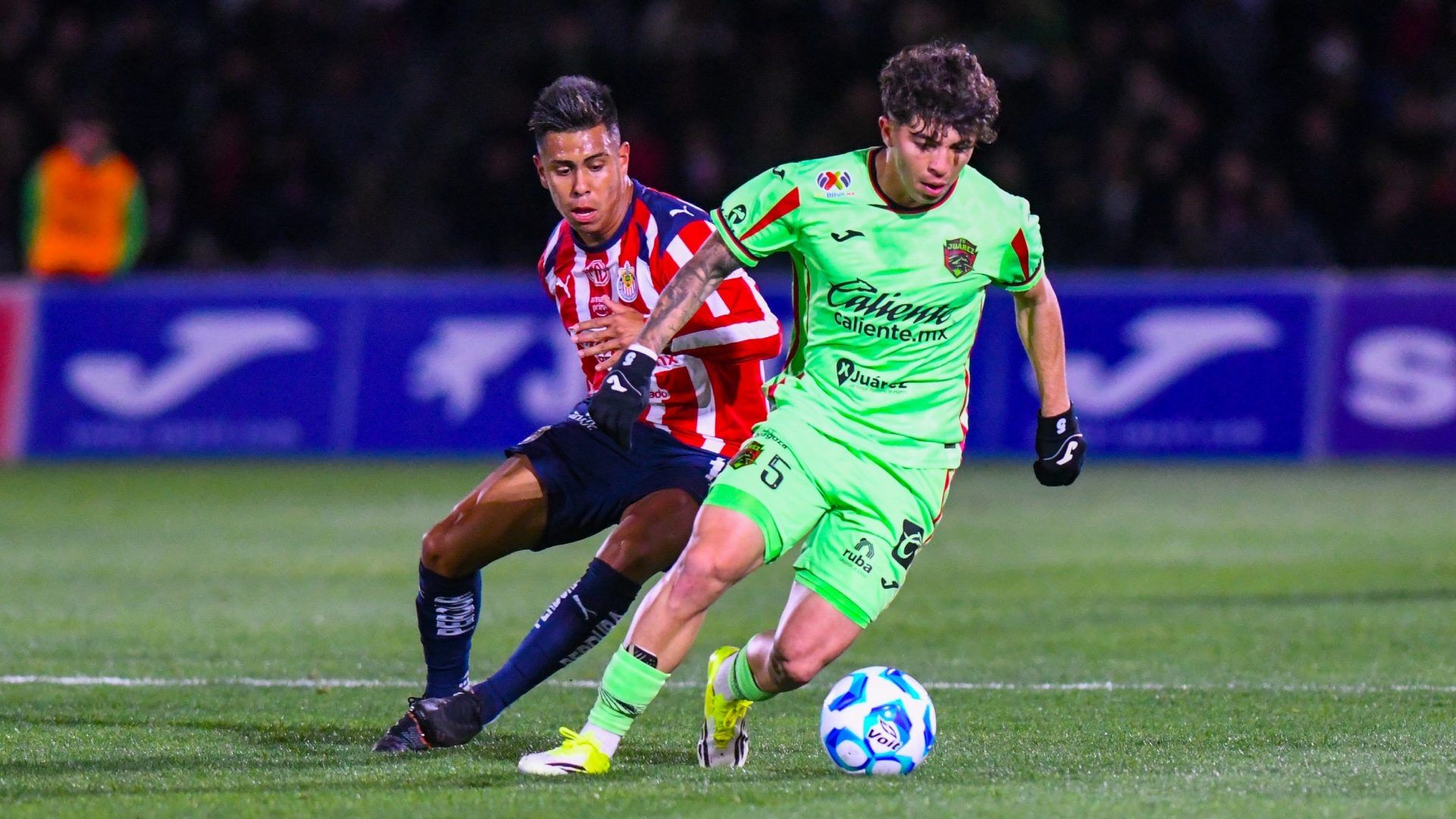 Las Chivas empezaron bien el Torneo Clausura 2026 ante el Pachuca, pero la aduana del FC Juárez es complicada. Foto: Cuartoscuro
