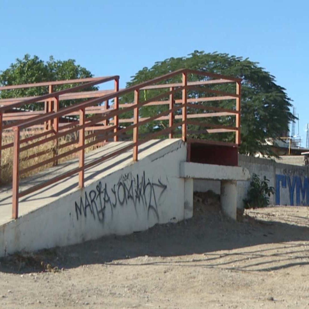 Pareja Detenida en Posesión de un Arma de Uso Exclusivo de las Fuerzas Armadas en Hermosillo