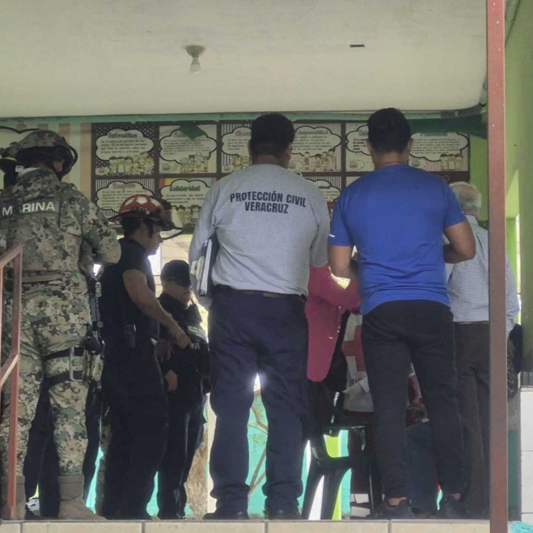 Ventilador Cae Encima de Estudiante Menor de Edad en la Primaria Narciso Mendoza Colonia Benito Juárez en Veracruz
