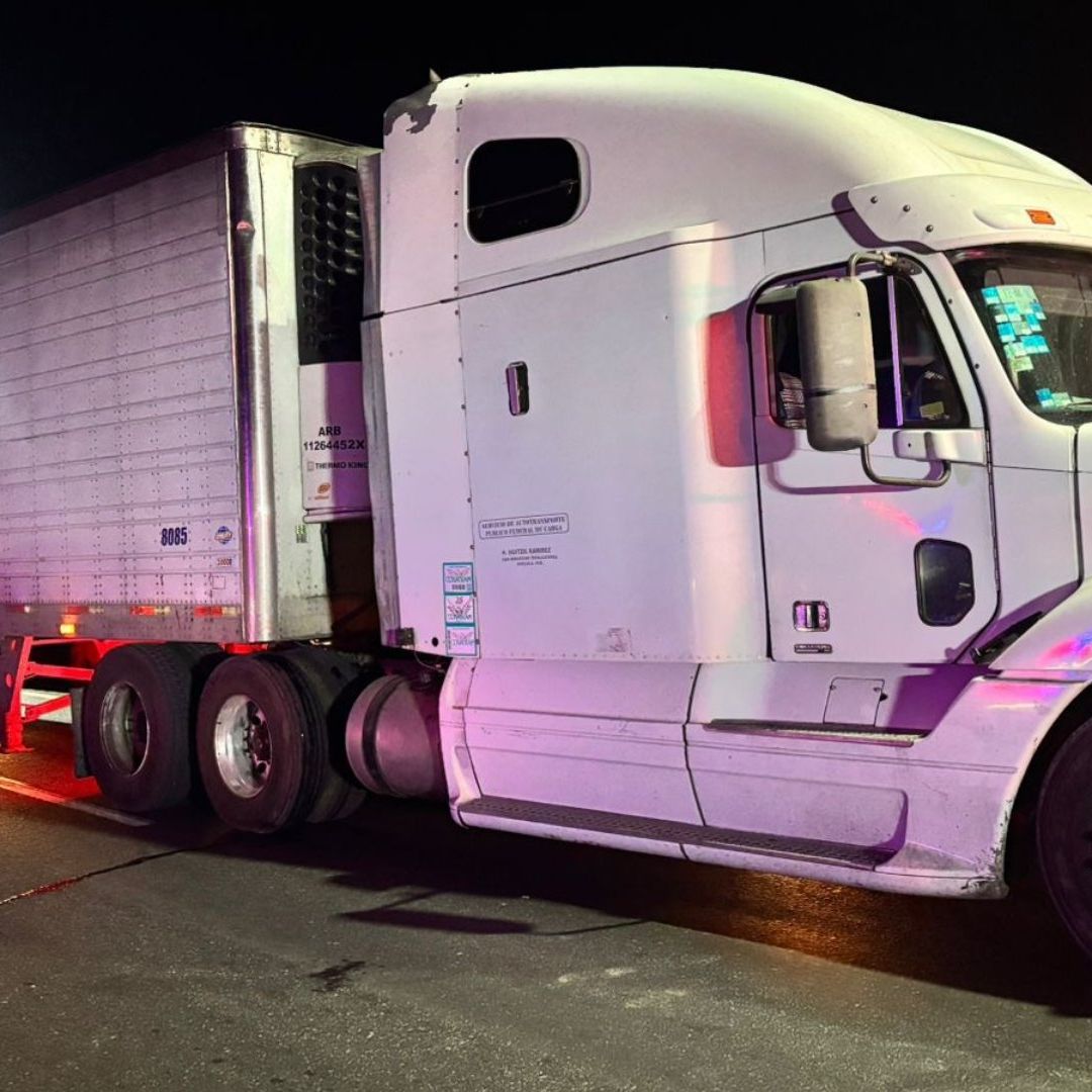 Tráiler Robado Recuperado Conductor Ileso Localizado Cuapiaxtla de Madero Puebla