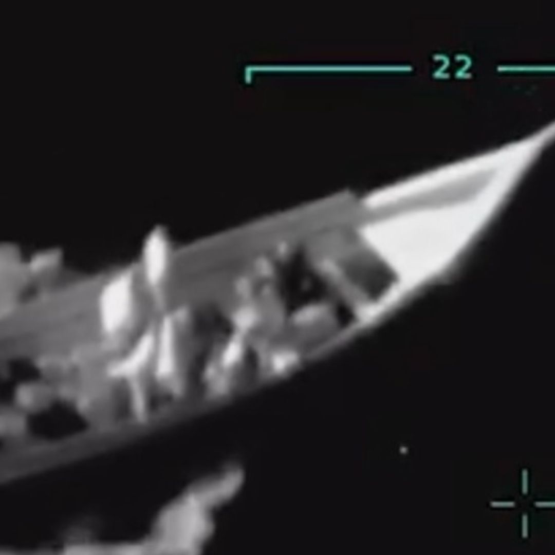 Estados Unidos Disfrazó Avión Militar Como Aeronave Civil Para Atacar 'Narcolancha', Según NYT.