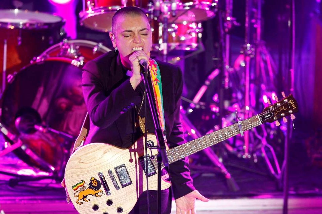Sinéad O'Connor fue una famosa cantante irlandesa y activista