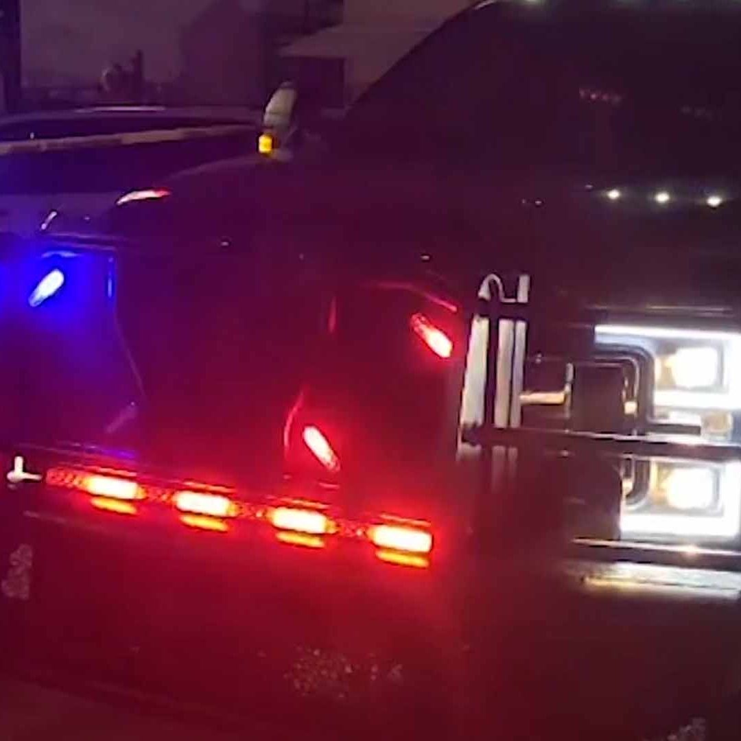 Jóvenes Disparan Contra Casa y Provocan Accidente al Intentar Huir en Piedras Negras