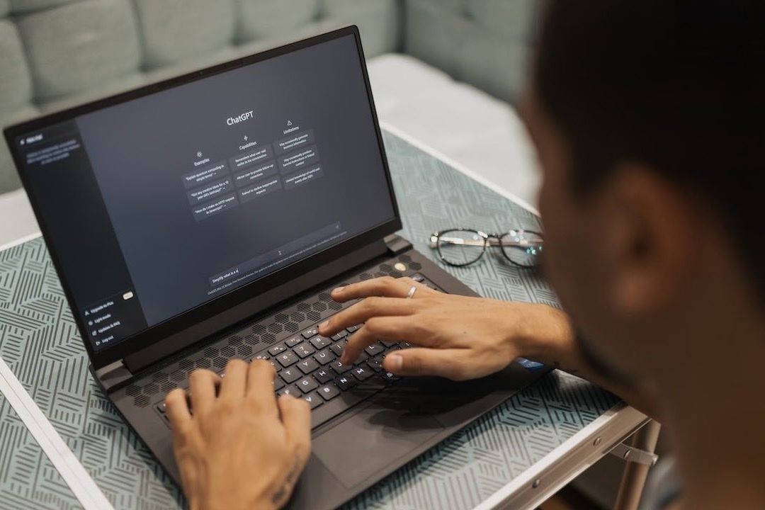 ChatGPT pasa Test de Turing, pero no Puede Engañar Nuevas Pruebas