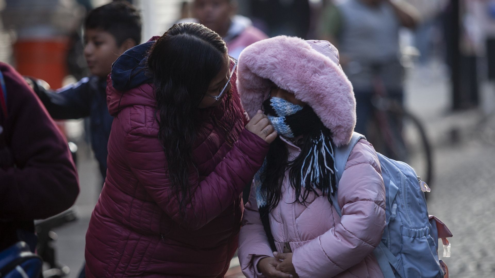Regreso a clases en CDMX pese a frío de hoy, 12 de enero de 2026