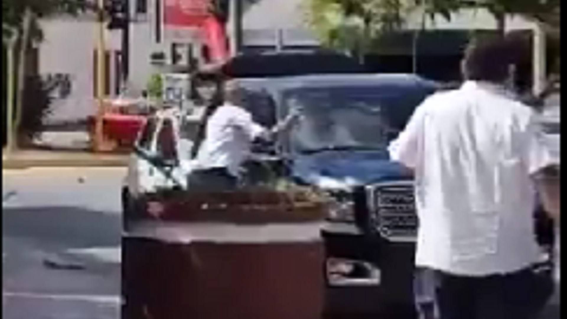 Ataque contra camioneta de turistas en Cancún