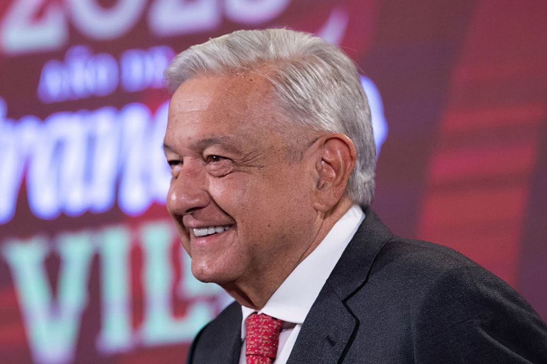El presidente Andrés Manuel López Obrador presenta su mañanera desde Palacio Nacional