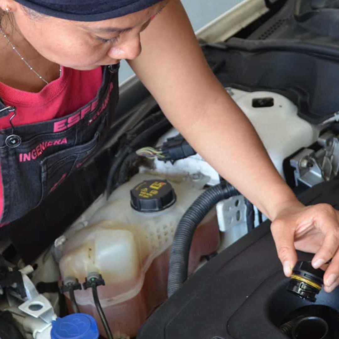 Ingeniería Rosa, Primer Taller Automotriz de Mujeres en CDMX
