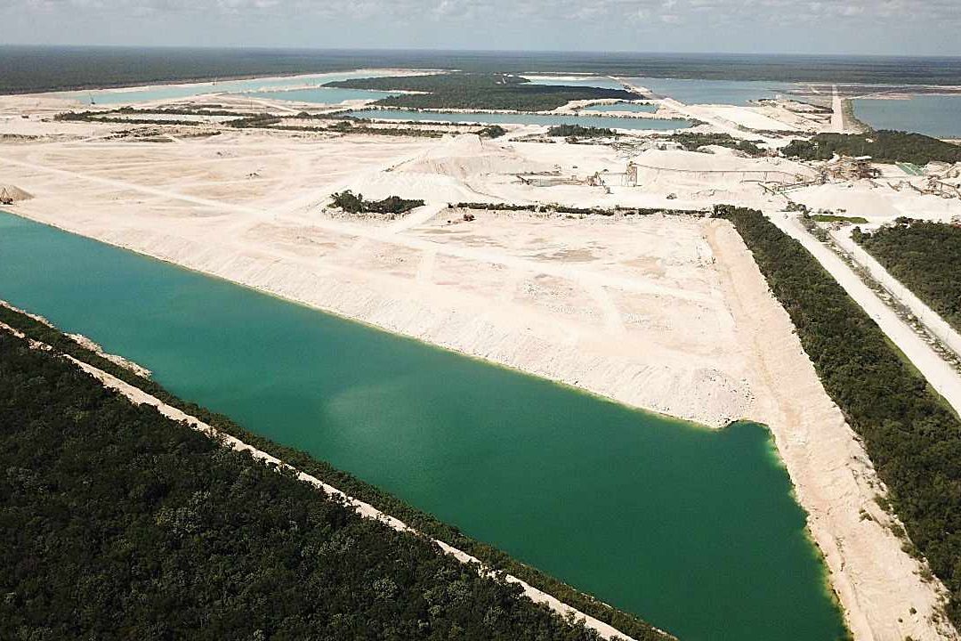 AMLO Plantea compra de terrenos de Calica en QRoo por 6 mil 500 millones de pesos