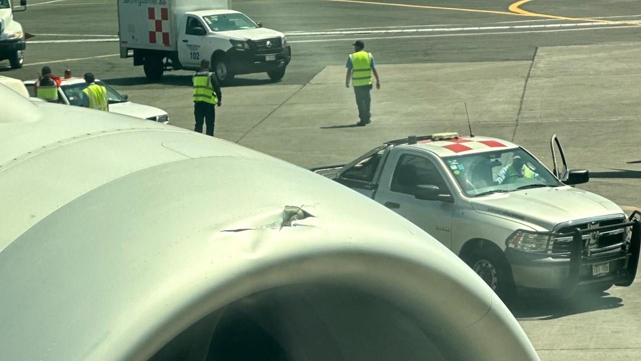 Un avión de Aeroméxico sufrió un daño hoy que le impidió despegar hacia Las Vegas, donde tenía su destino