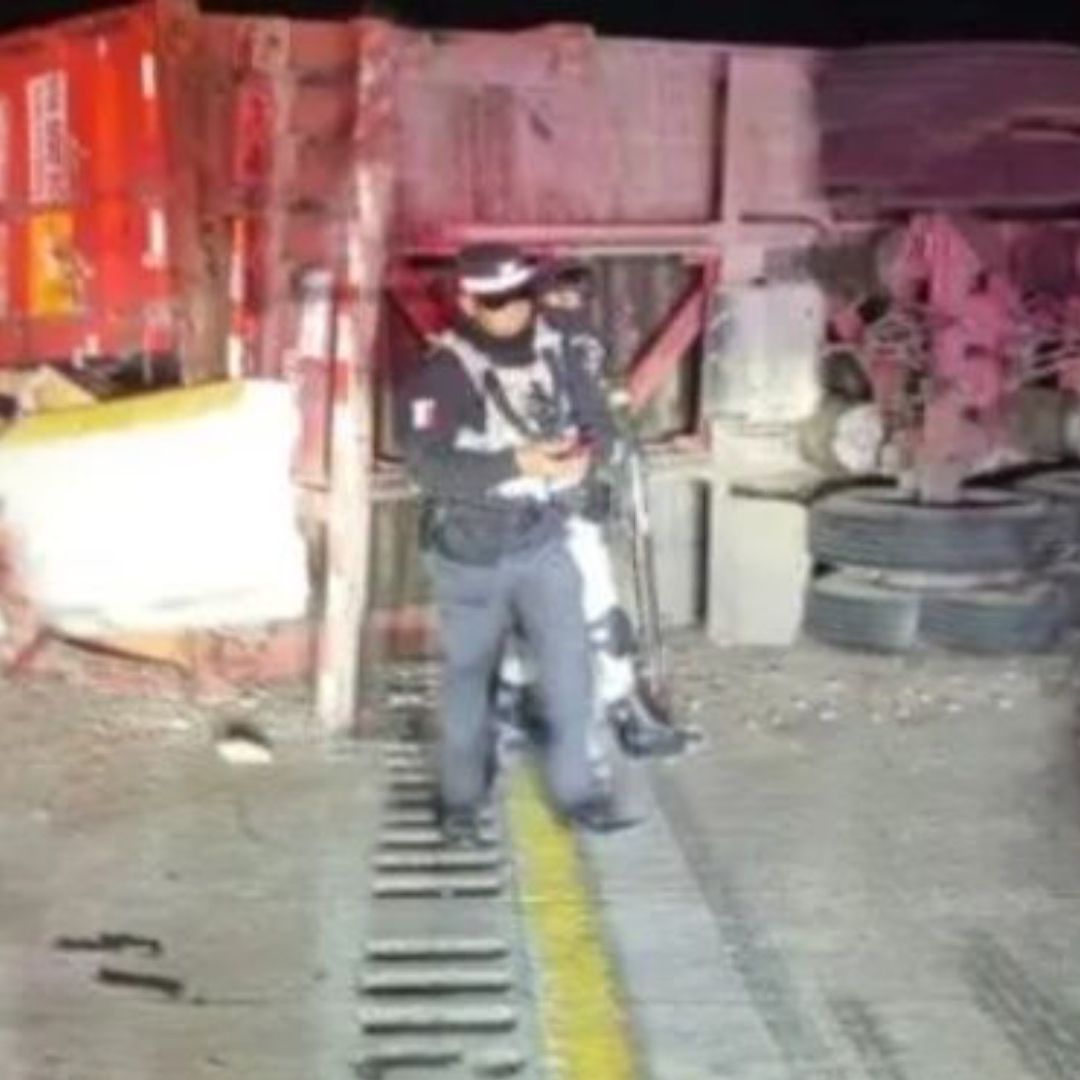 Cierre Autopista Puebla Orizaba Córdoba Accidente Volcadura Tráiler Tráfico Vía Alternas