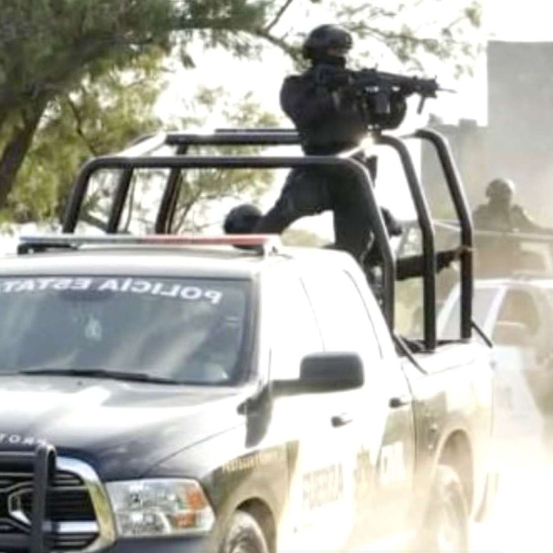 Policias de Fuerza Civil en enfrentamiento