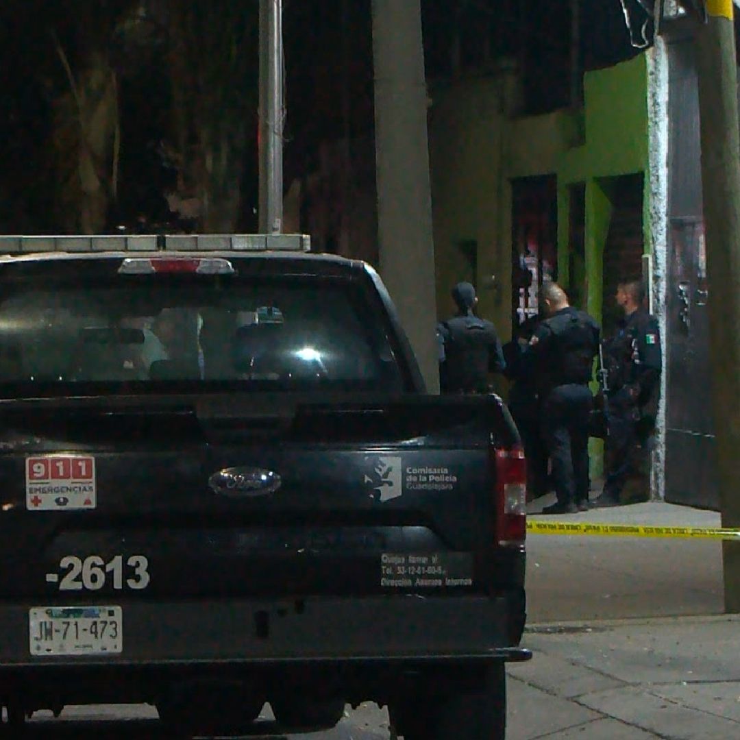 Hombre e hija son baleados en Guadalajara