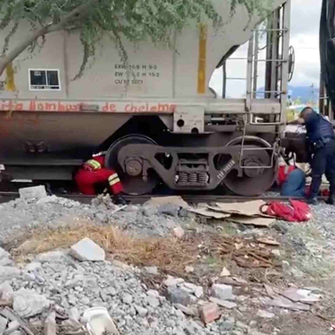 Joven Universitaria Escuchaba Música y No Escuchó el Tren que la Embistió