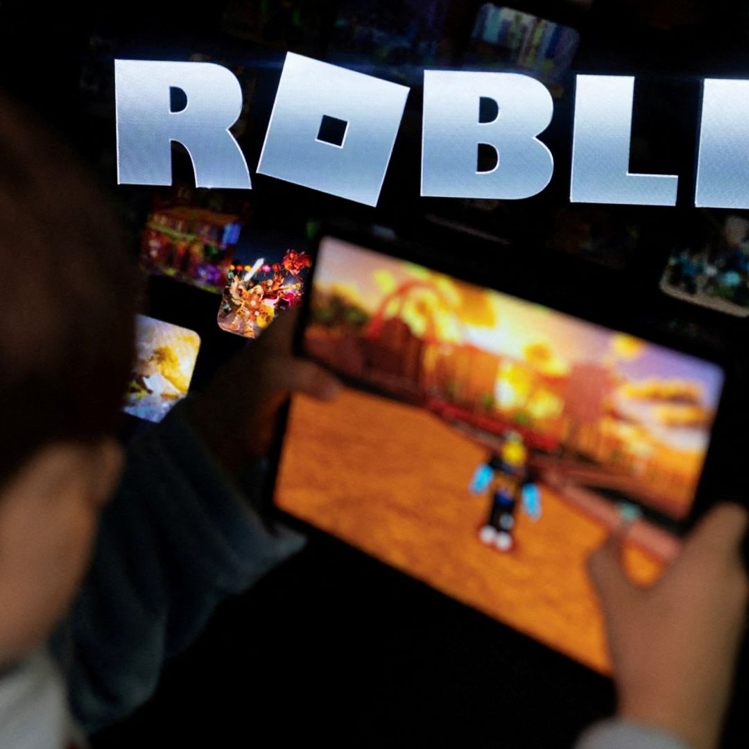 Australia Analiza "Medidas Urgentes" Contra Roblox por Exponer Violencia a Menores.