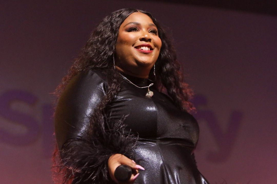 Lizzo rompió el silencio y habló sobre las denuncias que tres exbailarinas pusieron en su contra por acoso sexual y discriminación