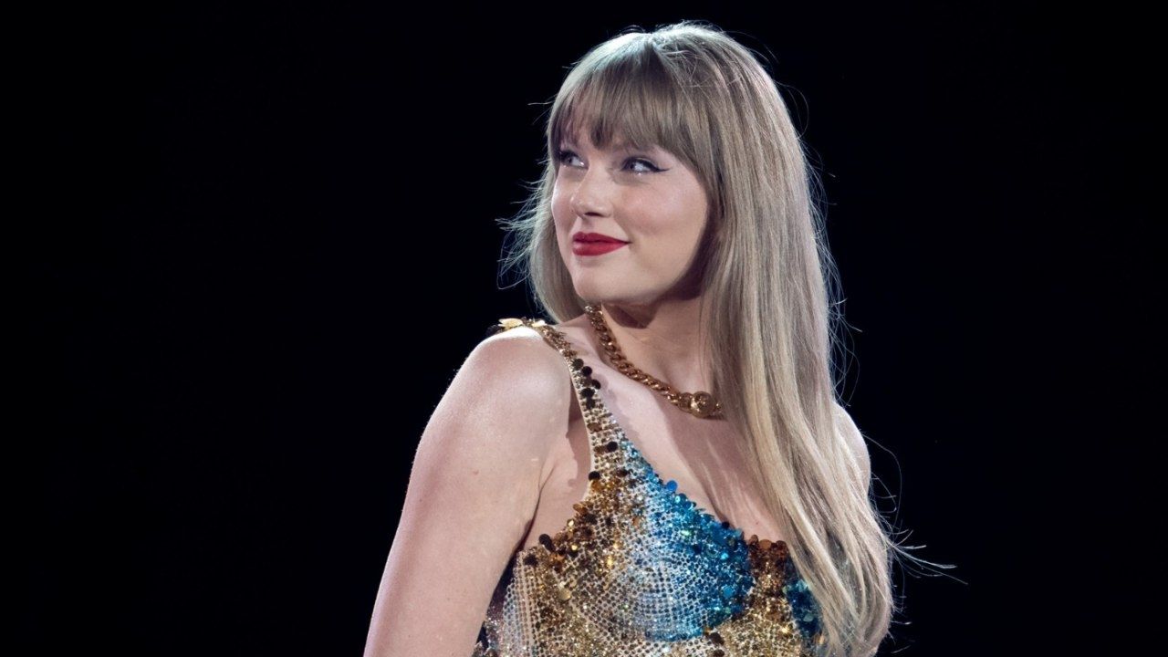 Taylor Swift regaló 55 millones de dólares a varios de sus empleados, conoce la razón de por qué entregó esa cantidad