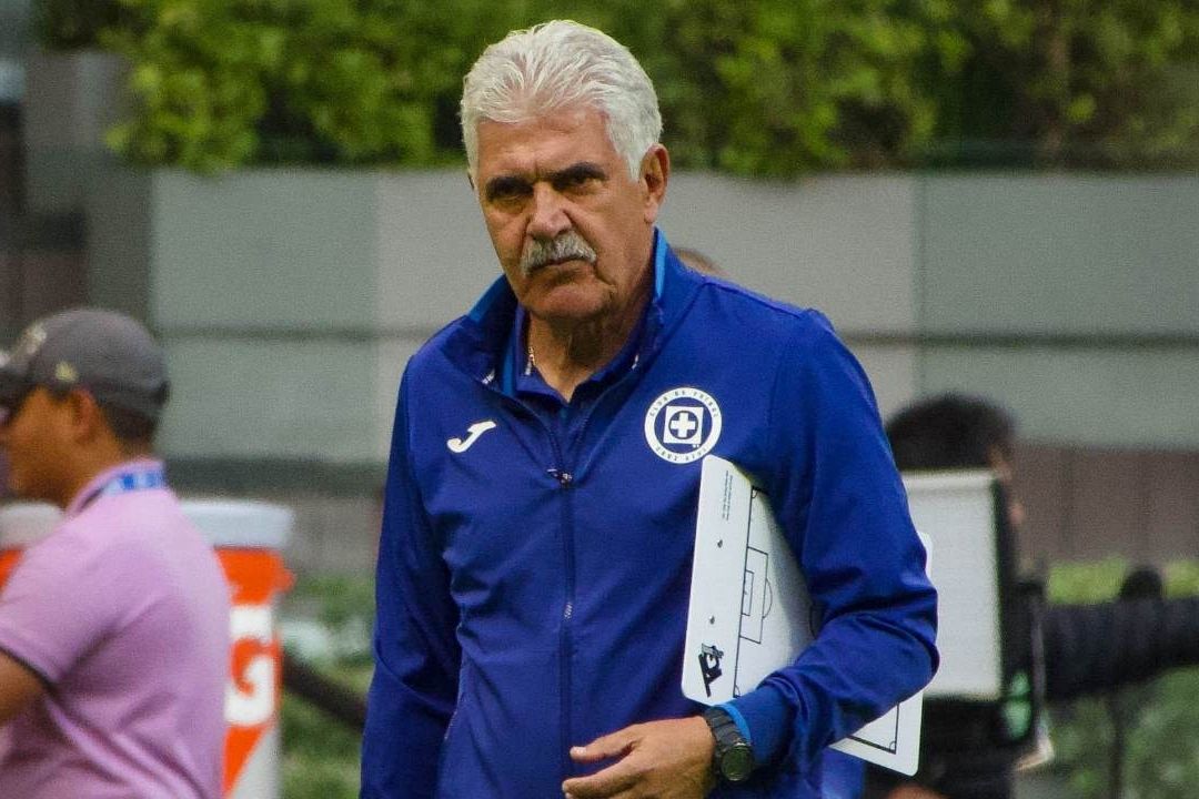 'Tuca' Ferretti deja de ser director técnico del Cruz Azul