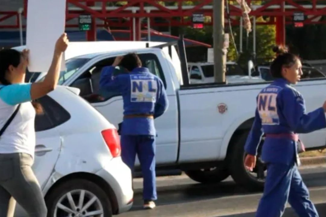 Deportistas Botean en Calles para Poder Ir al Mundial de Judo en Croacia